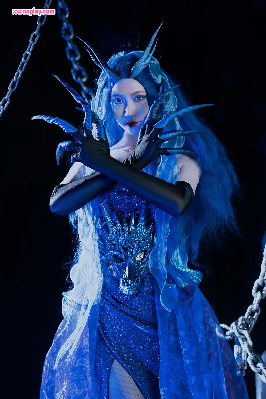 Niannian: Seductive Ao Run Dragoness